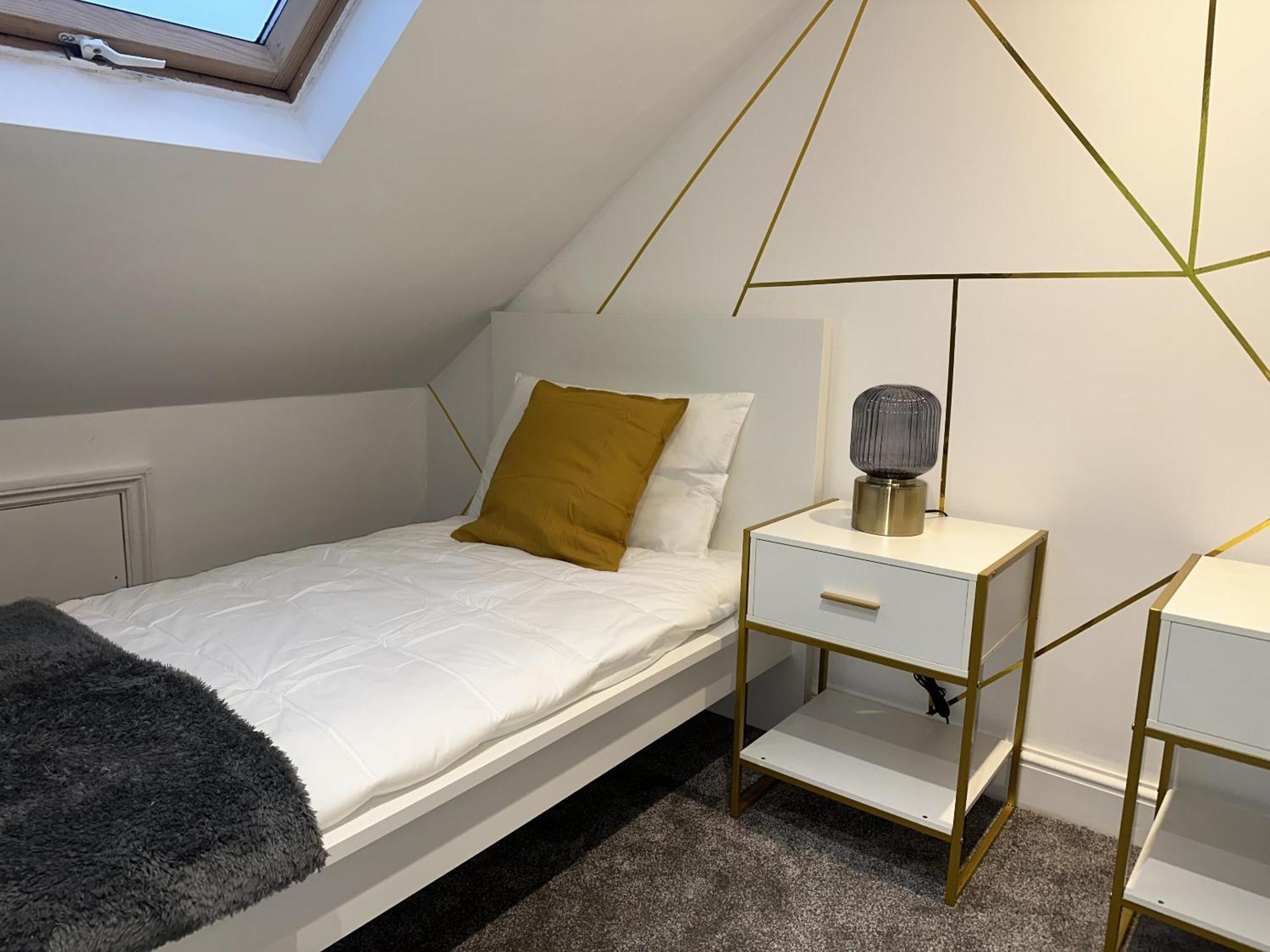 Holiday home Cozy 2 Bed In Ilford- Contractors & Groups Welcome