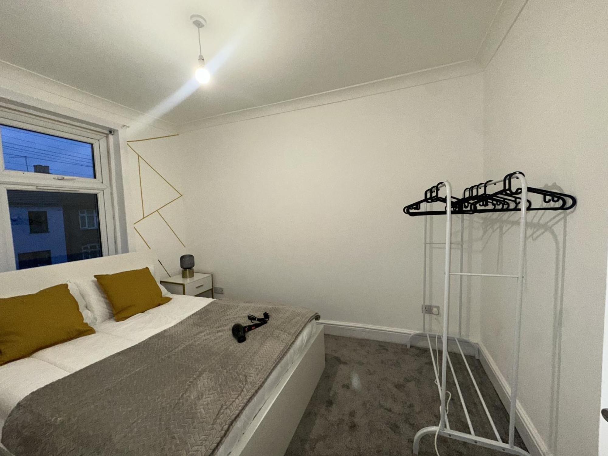 Cozy 2 Bed In Ilford- Contractors & Groups Welcome Casa vacanze Londra